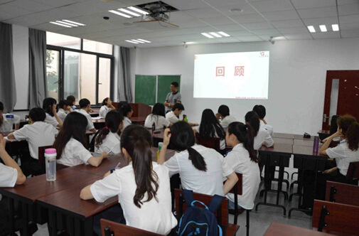 飛力達：與上海海關學院課程合作II